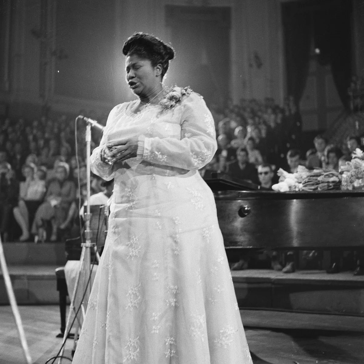 Mahalia Jackson singing in concert at the Concertgebouw in Amsterdam in 1961